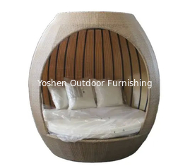 China Outdoor nest shape Aluminum rattan sunbed with cushion &amp; pillow---6152 supplier