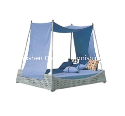 China Rattan outdoor beach sunbed with tent canopy queen size rattan bed with canopy---6115 supplier