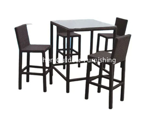 China 5 piece bar table set bar stools outdoor wicker patio furniture high dining bar set---8103 supplier