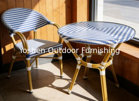 4 Seater Aluminum Rattan Round Dining Table with Glass Top Foroutdoor Restaurant Café Shop