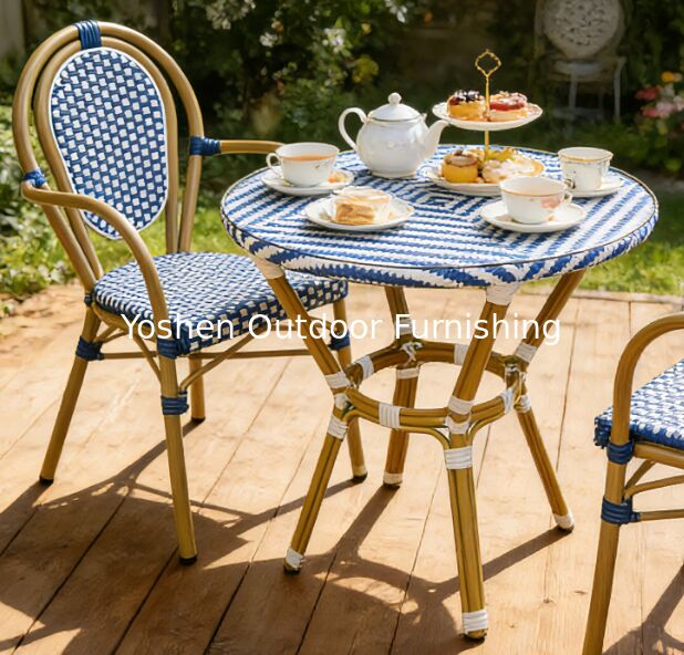 4 Seater Aluminum Rattan Round Dining Table with Glass Top Foroutdoor Restaurant Café Shop